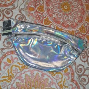 SILVER FANNY PACK (SKU451)